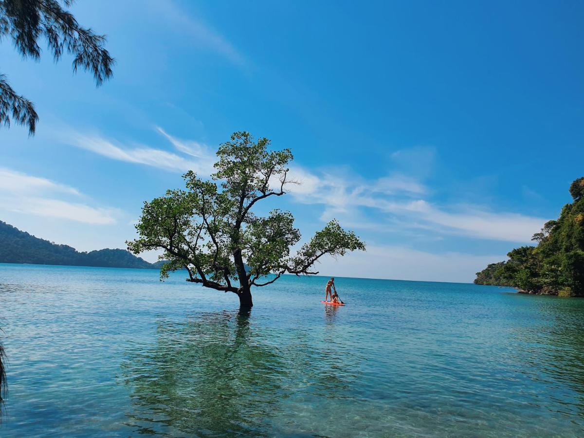 Coral Cove Beachfront Villa - Koh Chang Extérieur photo