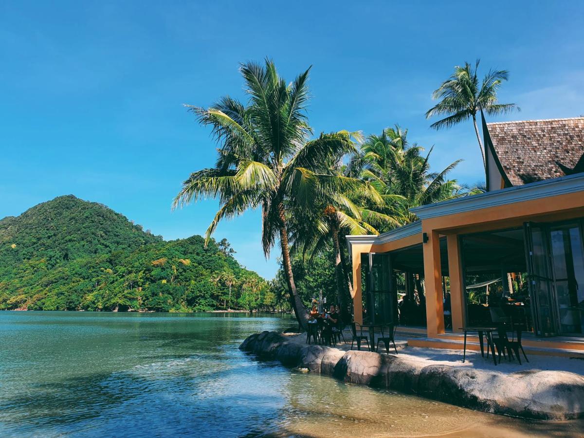 Coral Cove Beachfront Villa - Koh Chang Extérieur photo