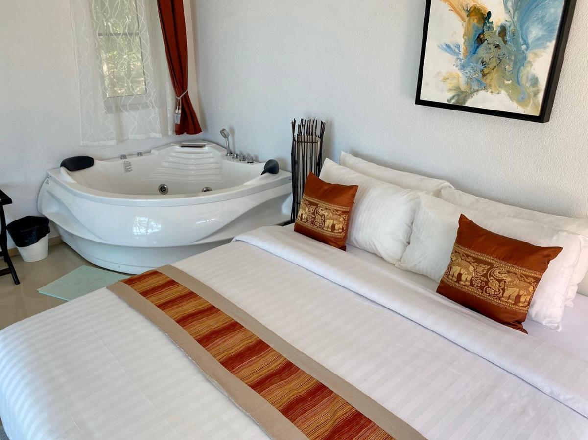 Coral Cove Beachfront Villa - Koh Chang Extérieur photo